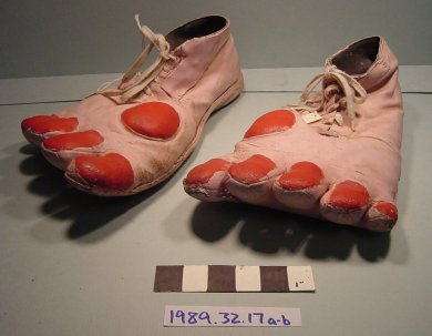 Whizzo’s clown feet were similar to the feet Frank’s father used in the Wiziarde Novelty Circus (toes and all!).